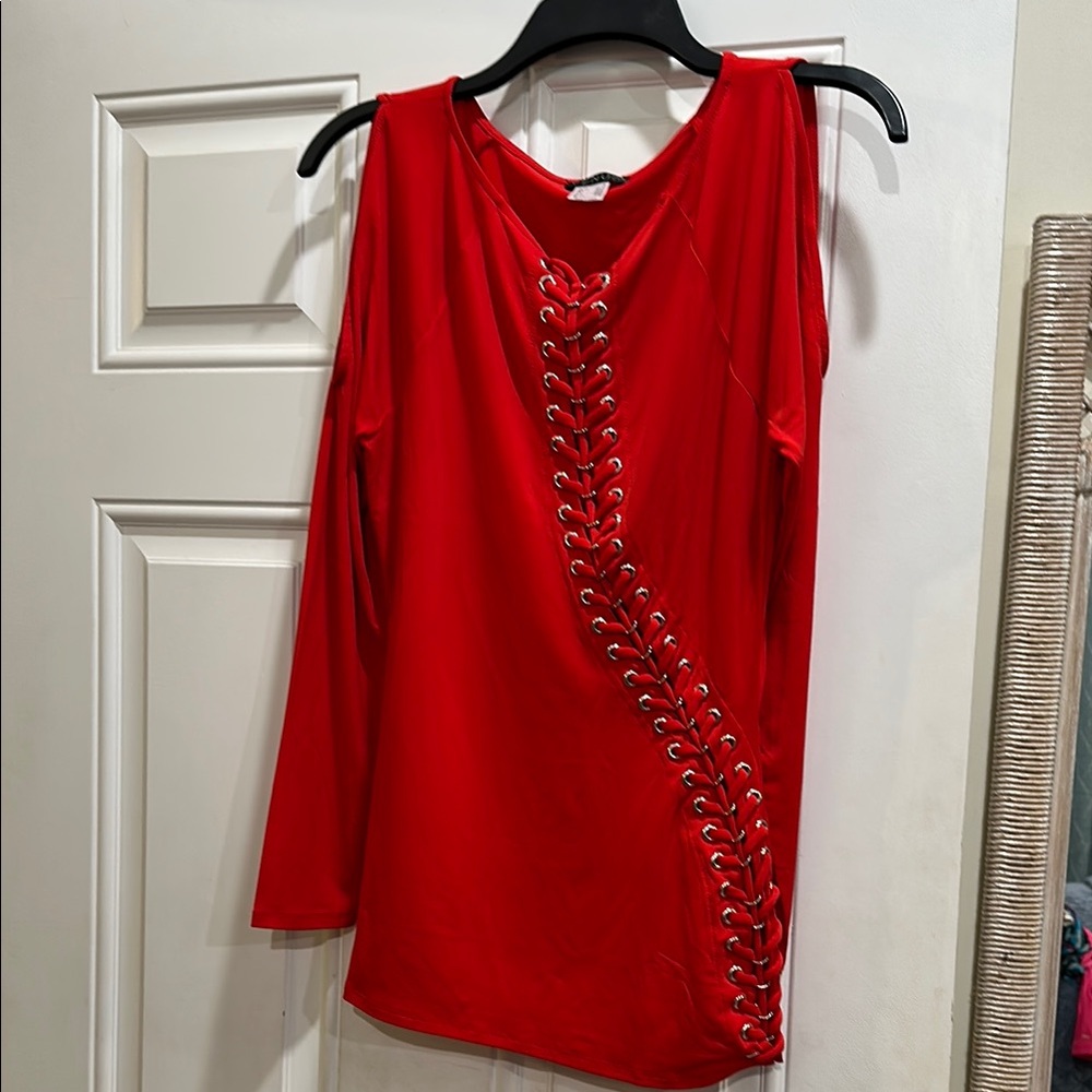 NEW Venus Red Cold Shoulder Lace Up Top Sz M